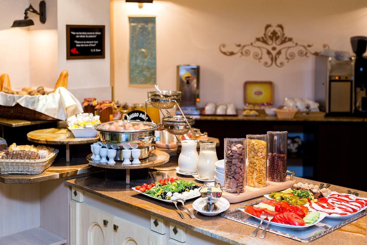 Papuga Park Hotel Wellness Marrakesz & Spa ビエルスコ・ビアバ エクステリア 写真